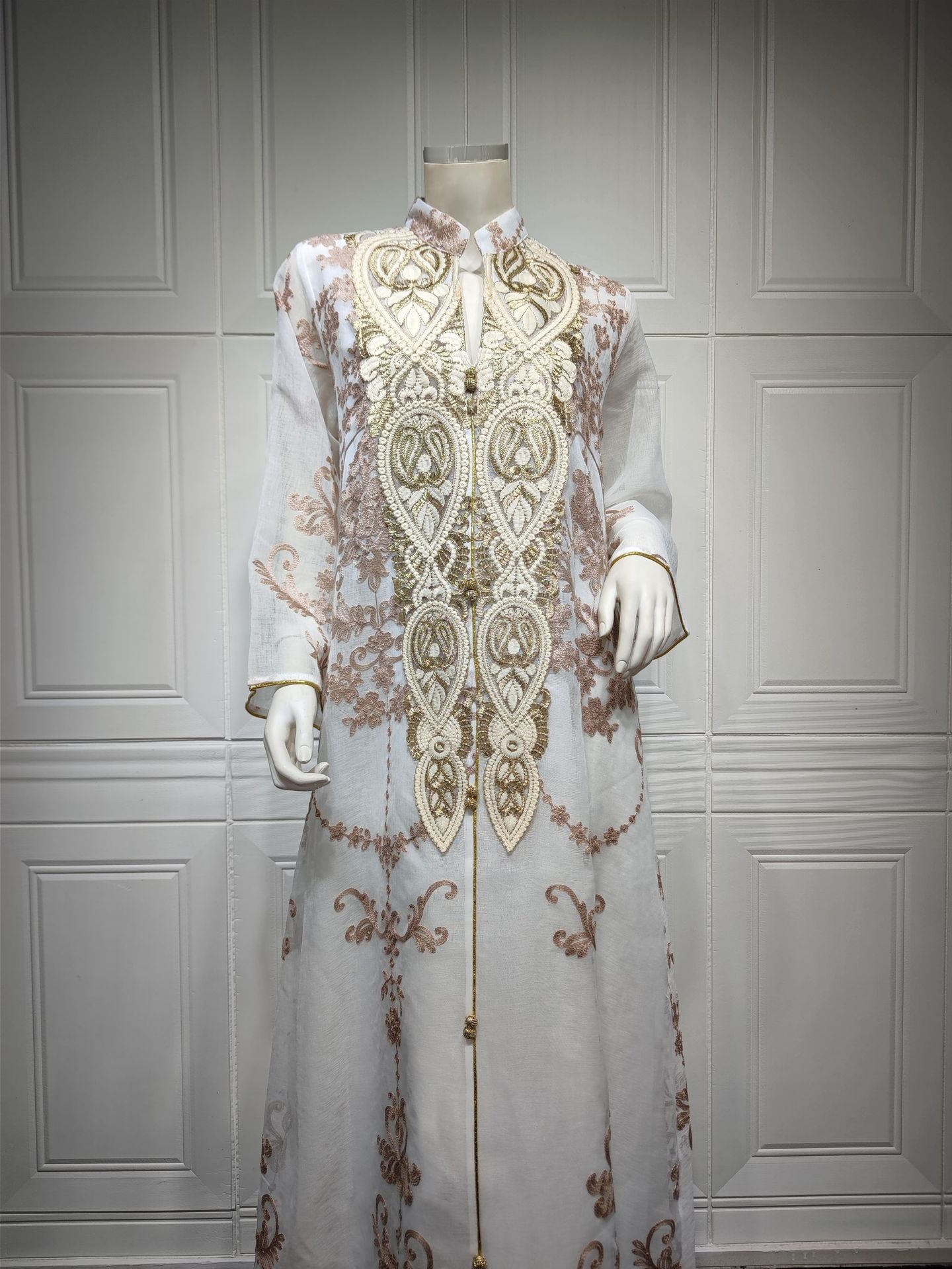 ABAYA A BRODERIE DE LUXE