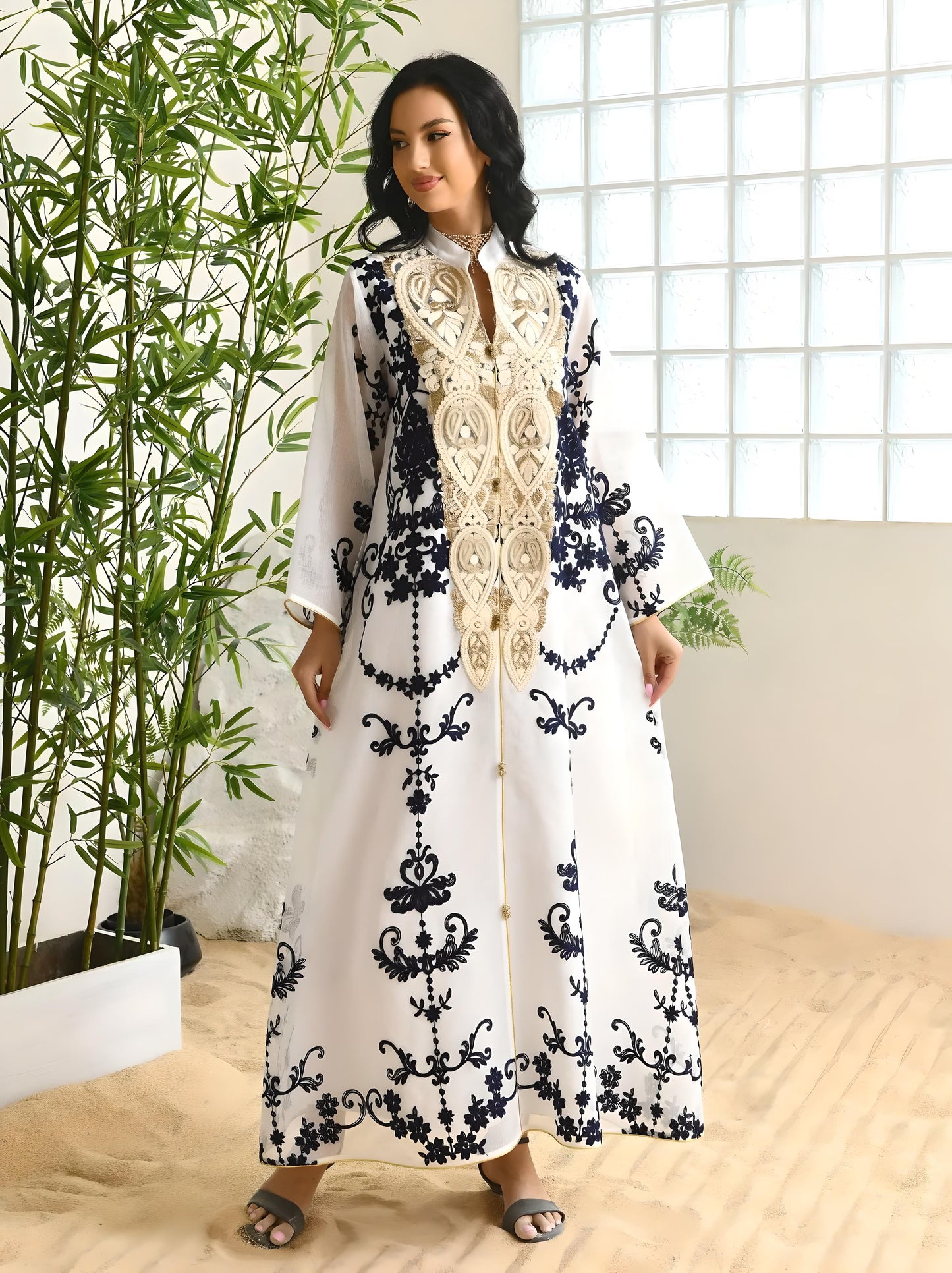 ABAYA A BRODERIE DE LUXE